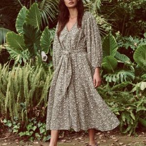 The GREAT The Villa Dress — ARMY GARDENIA FLORAL